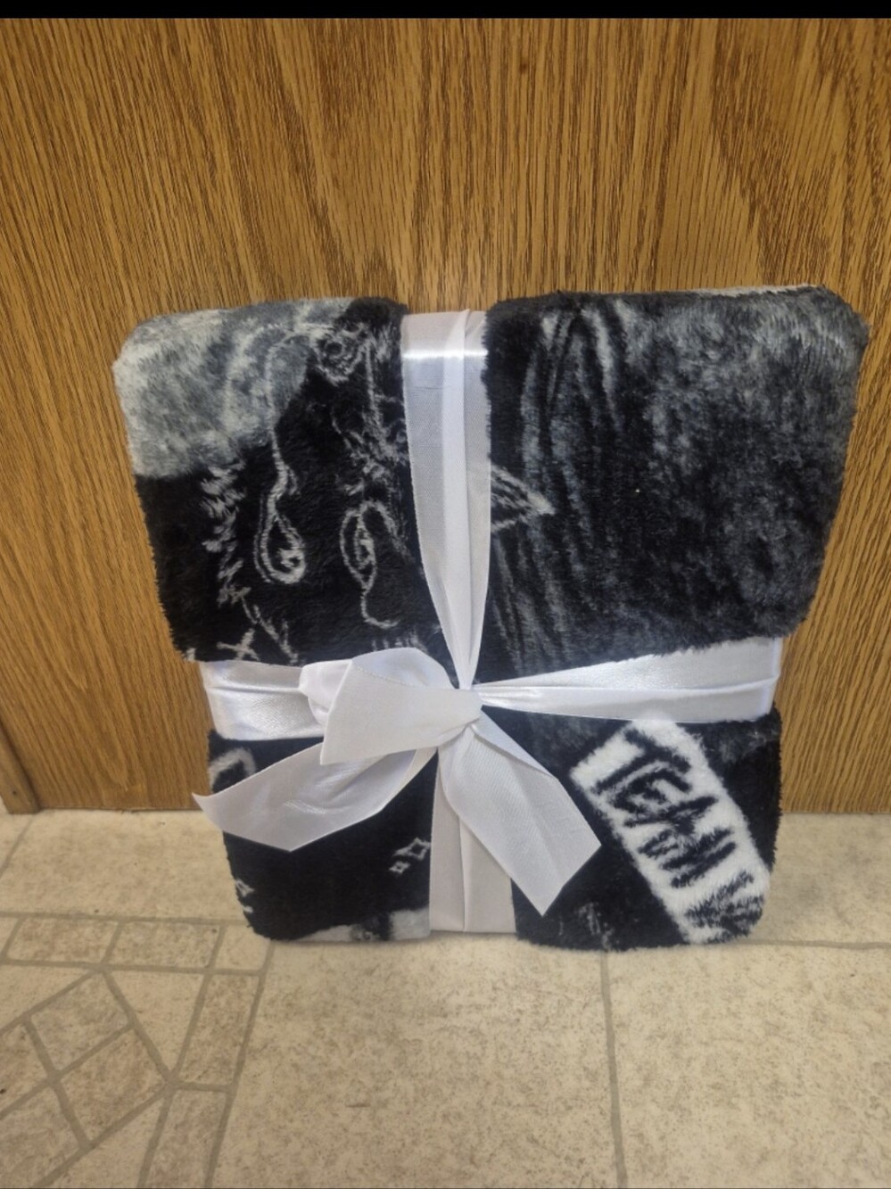 Twilight Saga "VIRAL" Blanket